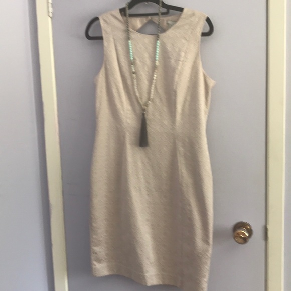 Beige H&M dress - Picture 1 of 2